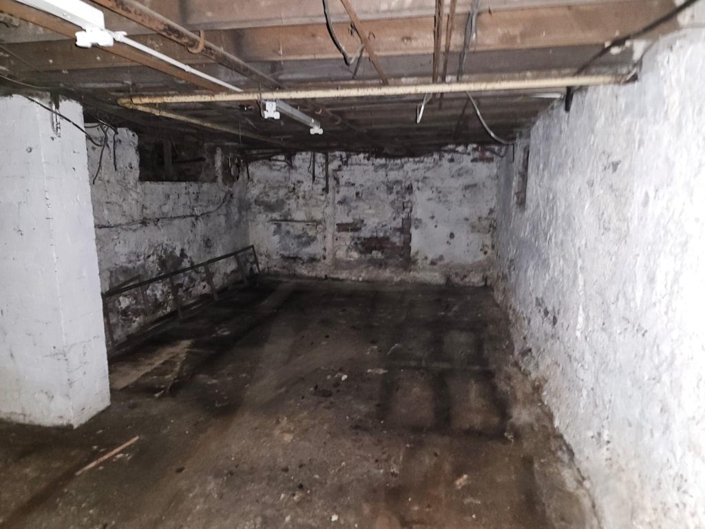 House Clearance Blackburn 
